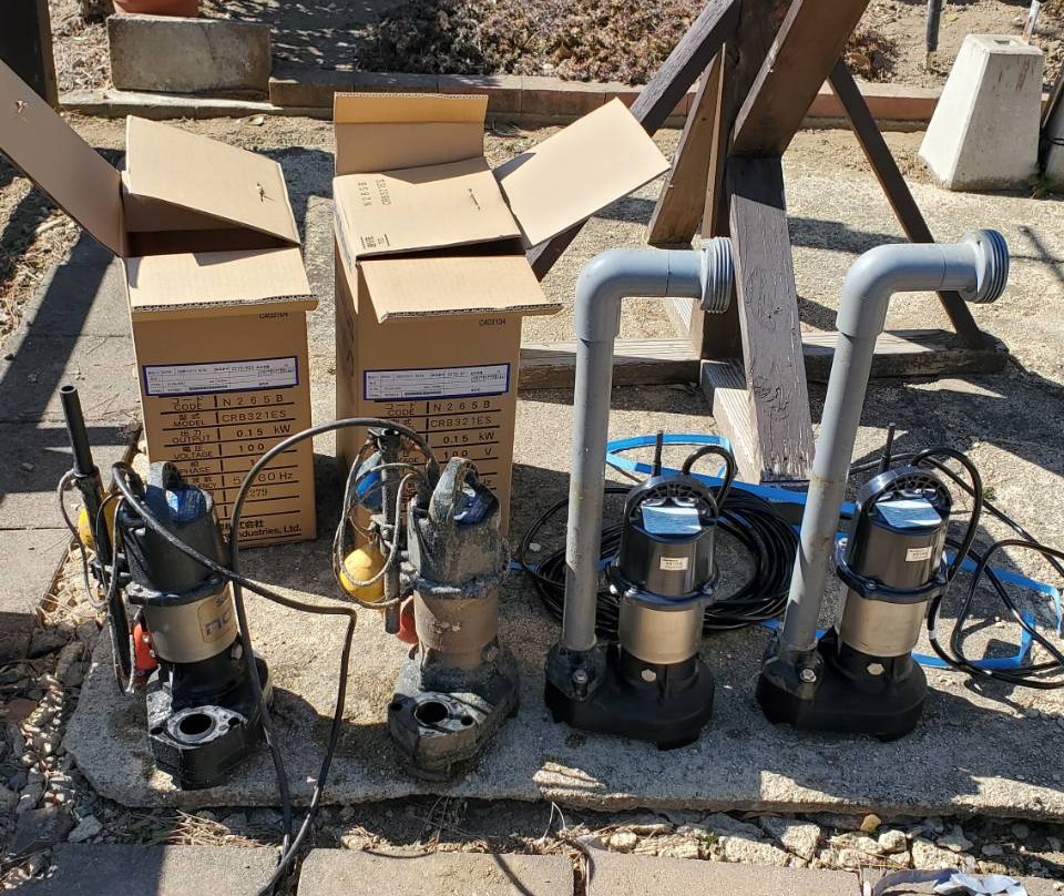 配管を付け替えて排水ポンプを設置交換